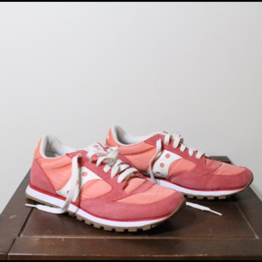Saucony Jazz Low Pro shoes